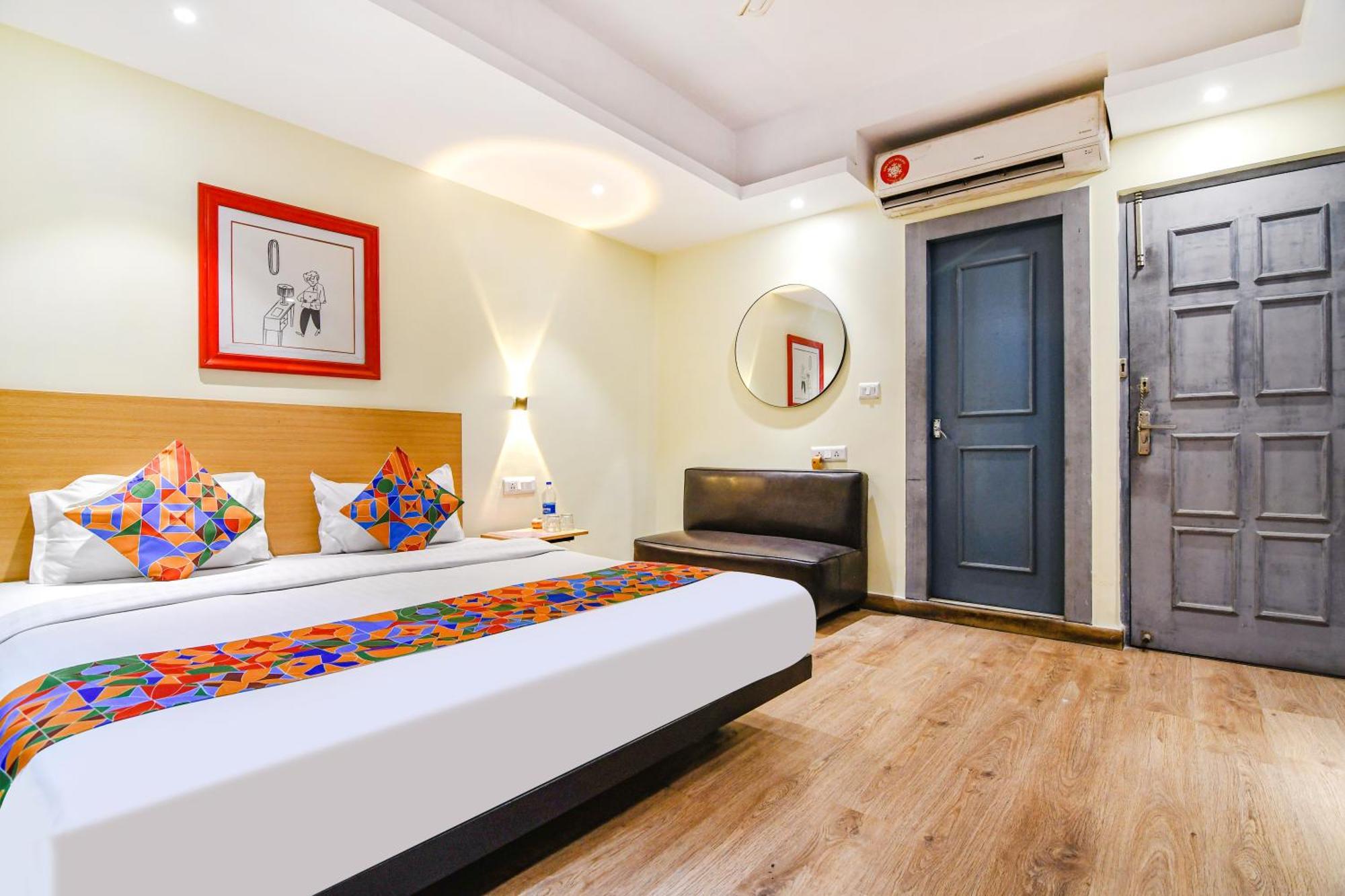 Super Townhouse Suncitel Near Kolkata Airport Dam Dam Bagian luar foto